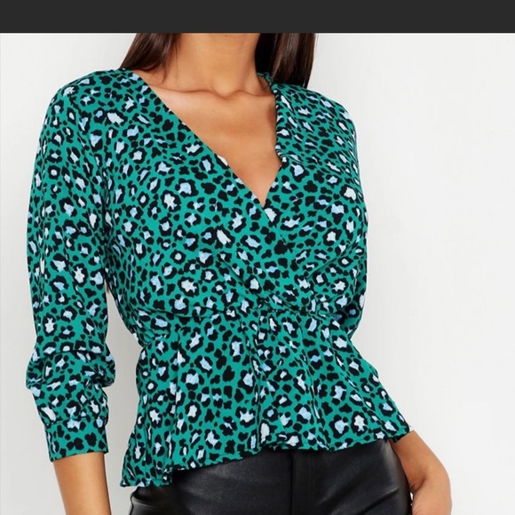 TURQUOISE LEOPARD WRAP SMOCK TOP - Picture 8 of 10